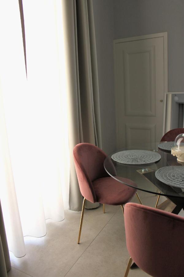 Palazzo Sul Corso-Charming Appartaments Brindisi Exterior foto