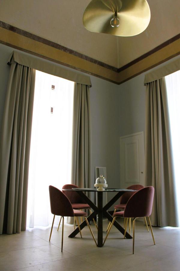 Palazzo Sul Corso-Charming Appartaments Brindisi Exterior foto
