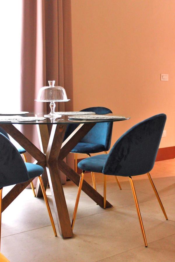 Palazzo Sul Corso-Charming Appartaments Brindisi Exterior foto